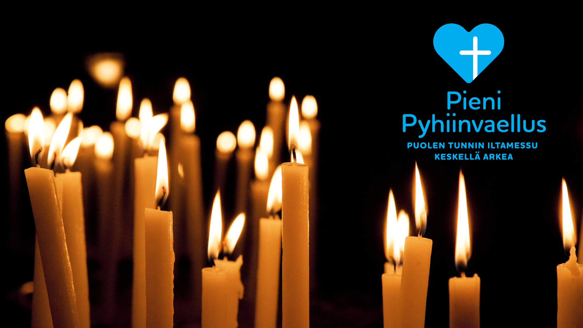 Kynttilät ja logo jossa teksti, pieni pyhiinvaellus, puolen tunnin messu.