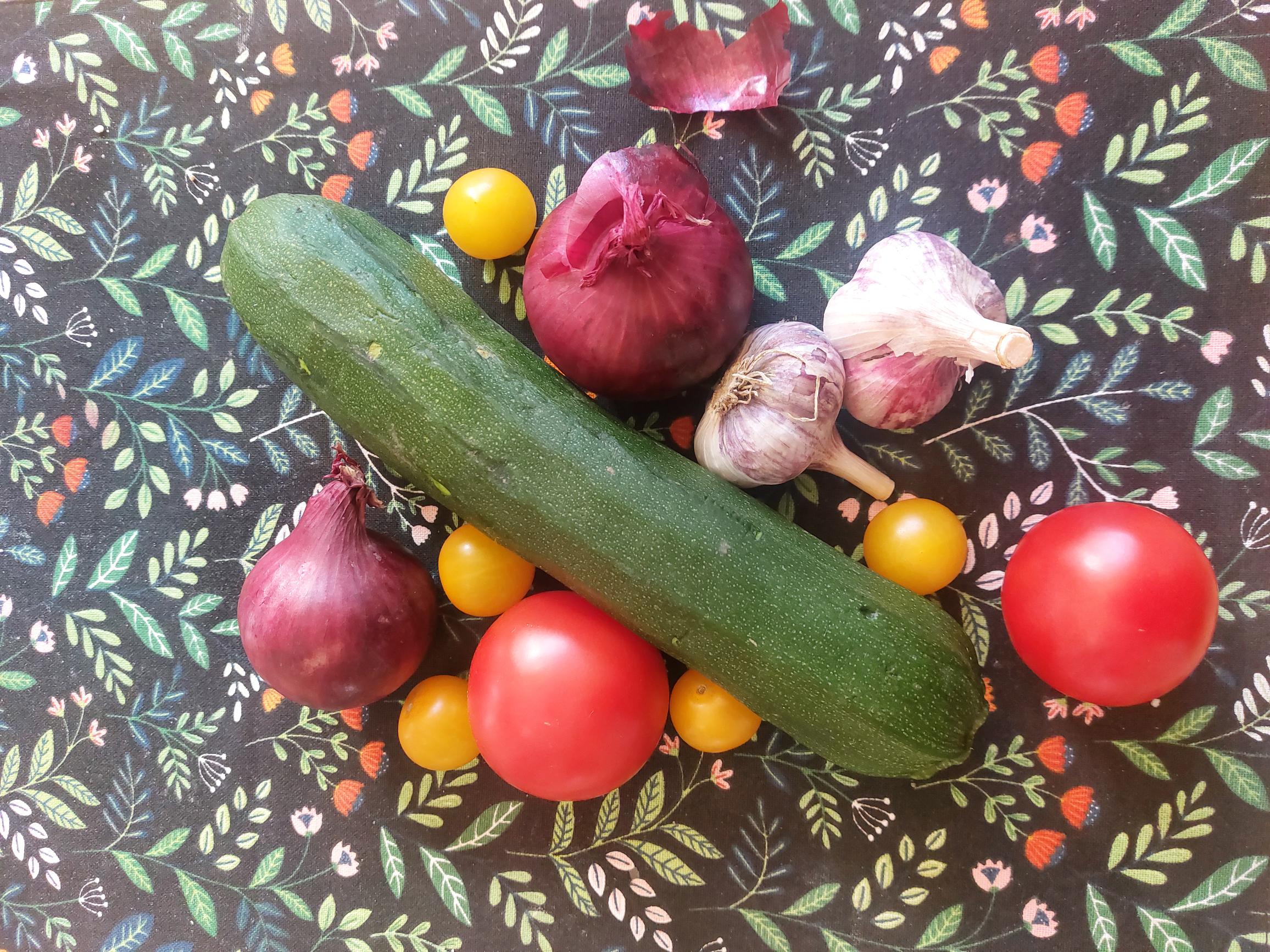 Kuva syksyn vihannessadosta
