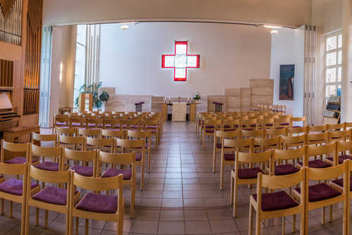 Gammelbackan seurakuntakeskuksen kirkkosali Gammelbackan seurakuntakeskuksen kirkkosali