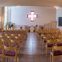 Gammelbackan seurakuntakeskuksen kirkkosali Gammelbackan seurakuntakeskuksen kirkkosali