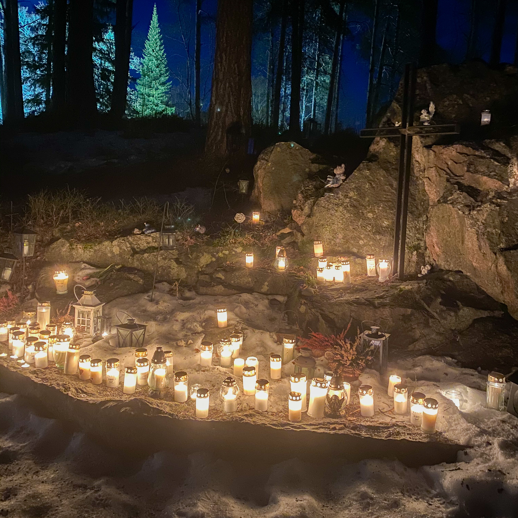 Gravgården 2022-12-21 08_54_33.jpg